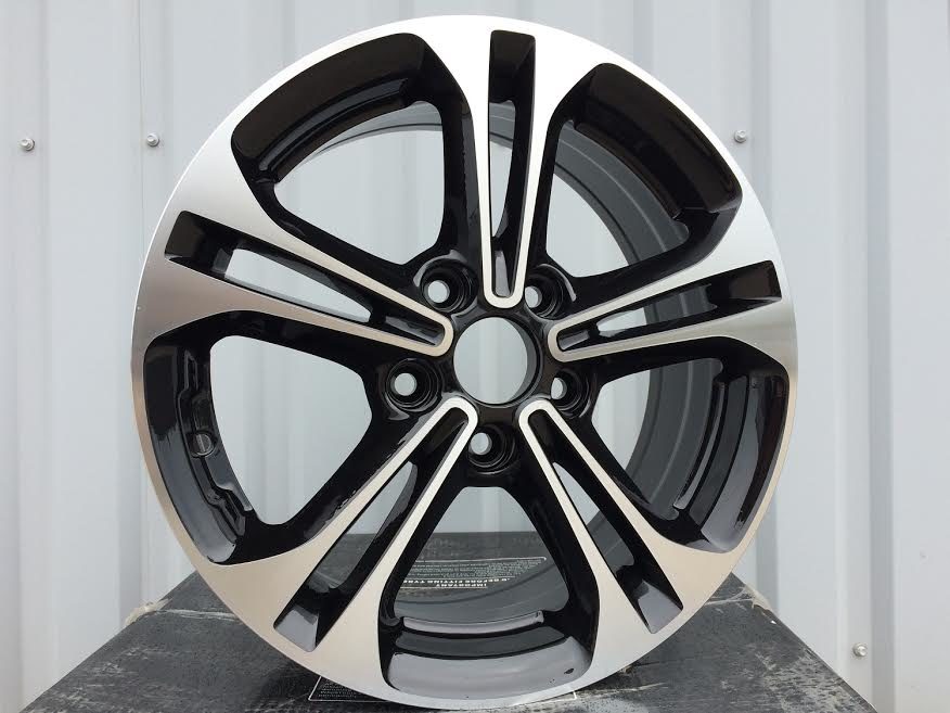 Hyundai BK766  Melns ar pulētu virsmu R16 5X114.3 6.5J et46 67.1