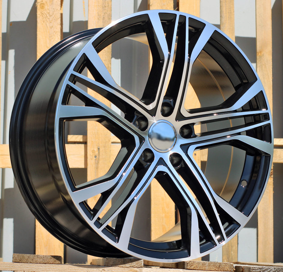 Audi XE226  Melns ar pulētu virsmu R19 5X112 8.5J et35 66.5