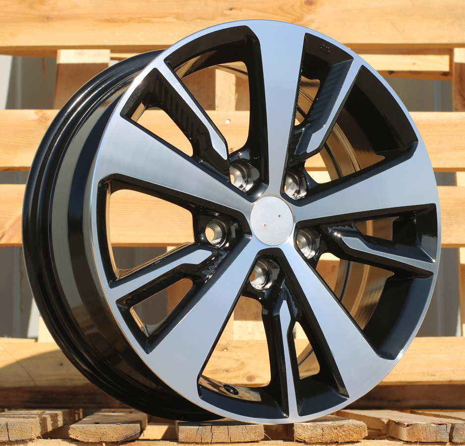 Nissan TL0400  Melns ar pulētu virsmu R16 5X114.3 6.5J et40 66.1