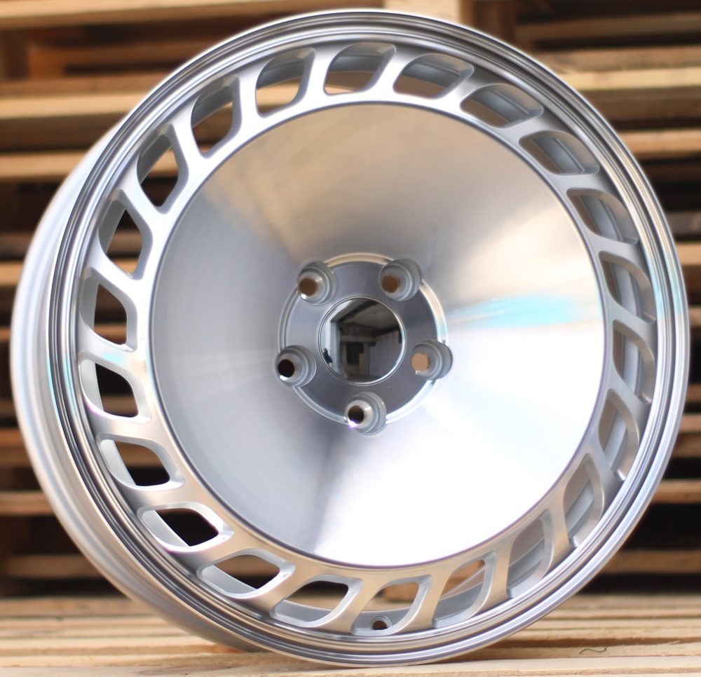 FLG34  Sudrabs R18 5X112 9J et40 66.5