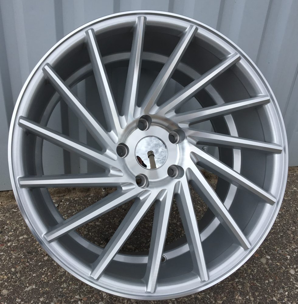 LU589  Sudrabs R19 5X112 8.5J et38 66.5