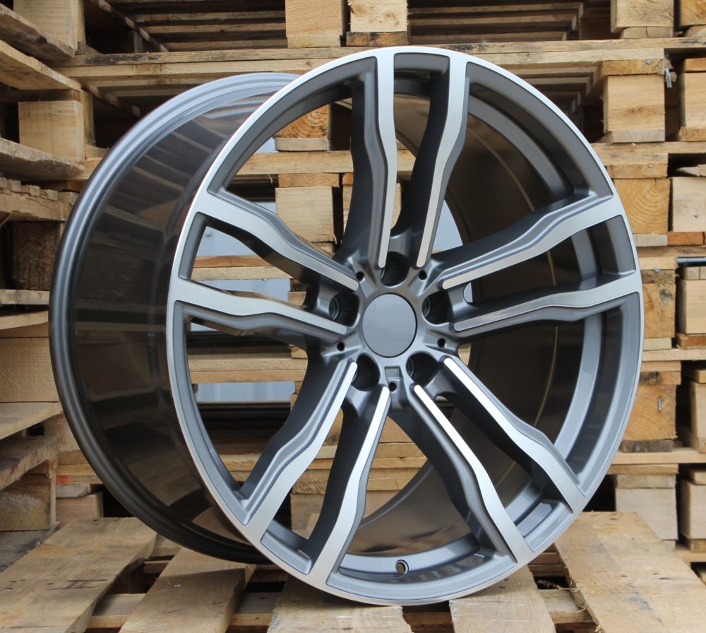 BMW BY588  Pelēks ar pulētu virsmu un pulverlaku R21 5X120 10.5J et45 74.1