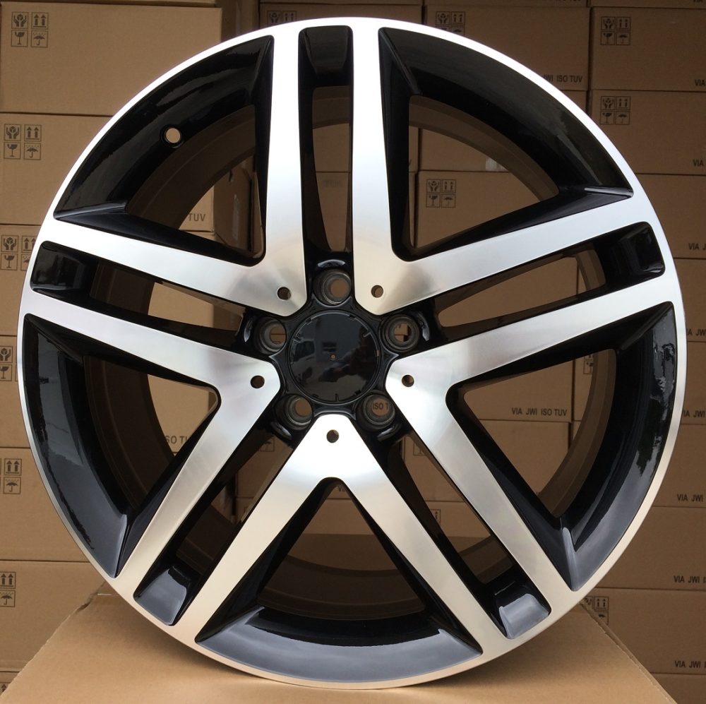 Mercedes XFE69  Melns ar pulētu virsmu R19 5X112 8J et52 66.6