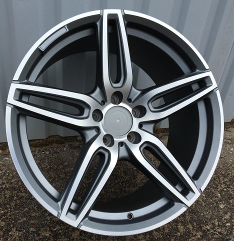 Mercedes XE225  Pelēks R19 5X112 9.5J et43 66.6