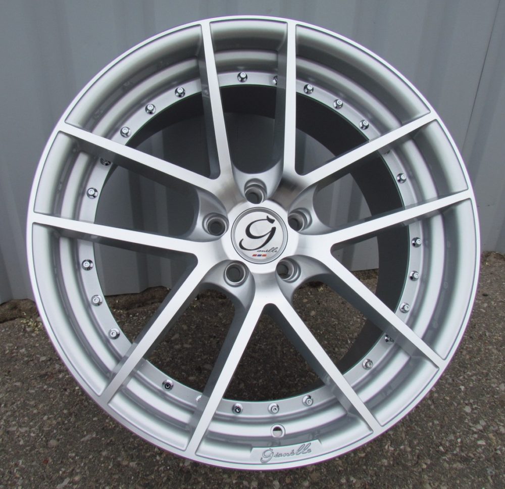 LU959  Sudrabs R20 5X112 8.5J et35 66.5