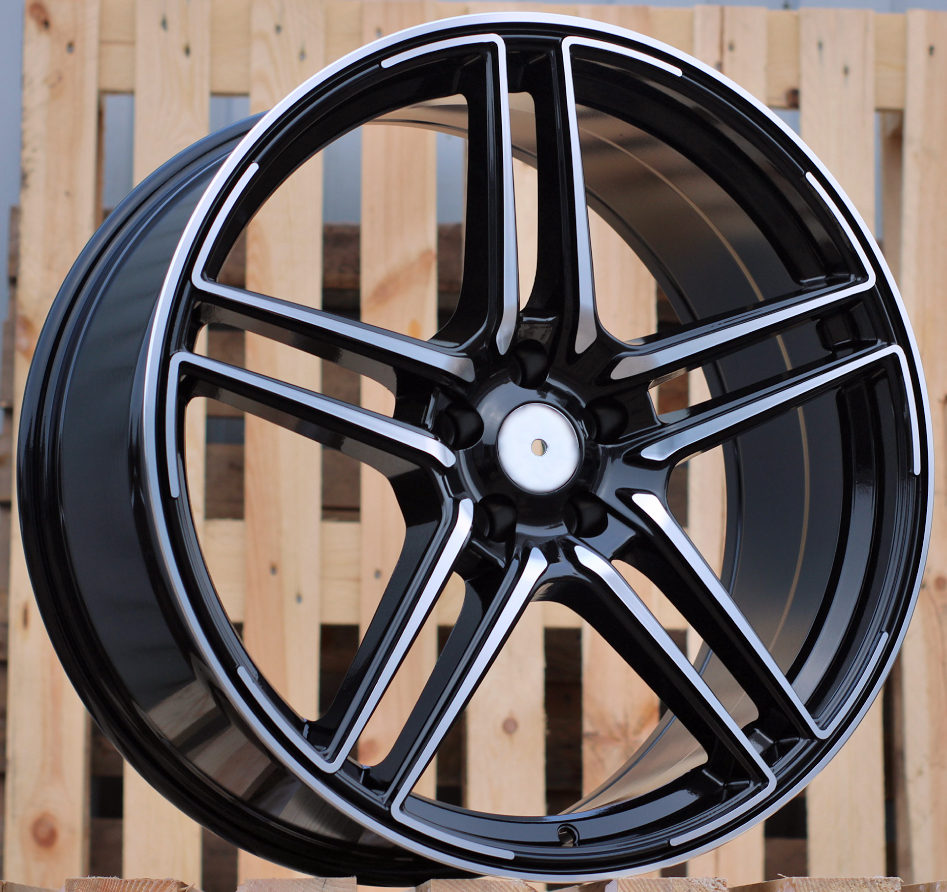 Audi B1152  Melns ar pulētu virsmu R21 5X112 9.5J et31 66.5