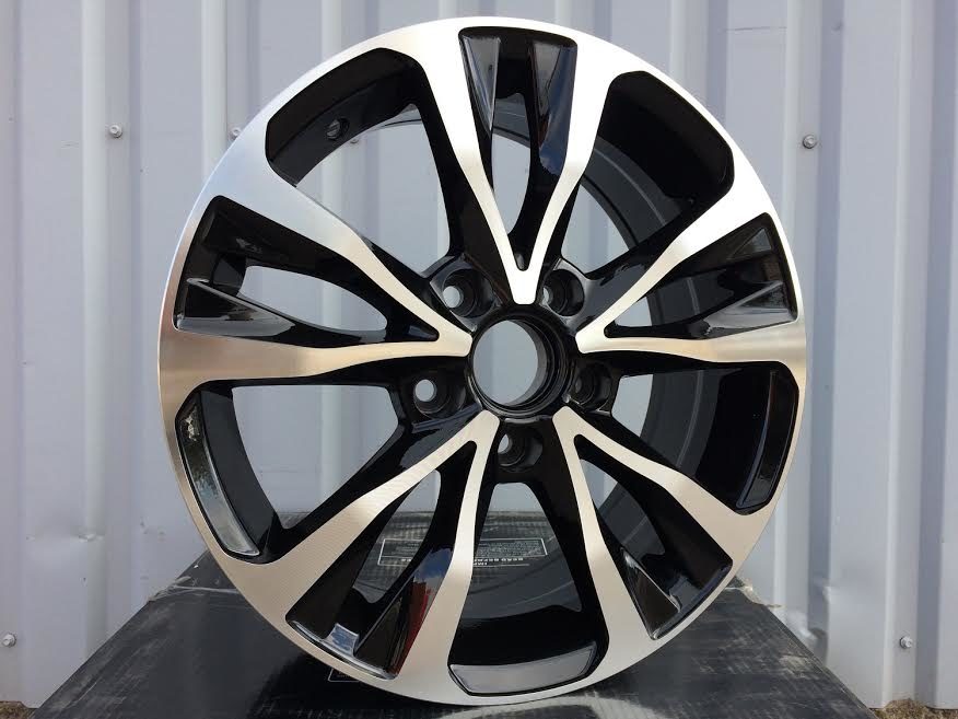 Toyota B5212  Melns ar pulētu virsmu R16 5X114.3 6.5J et40 60.1