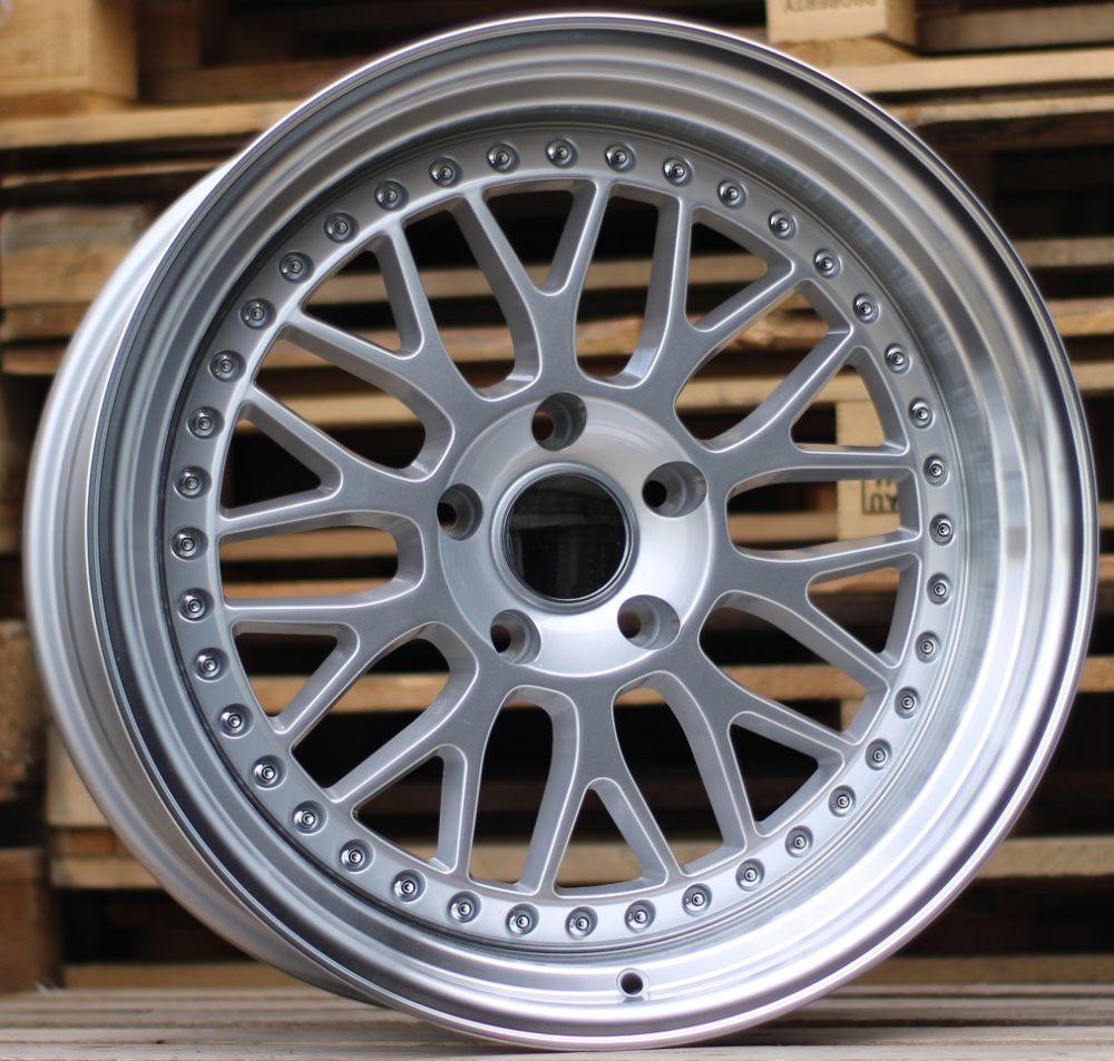 BMW XFE55  Sudrabs ar pulētu malu R19 5X120 9.5J et22 74.1